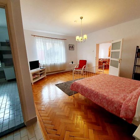 Luk Old Town Apartment Sibiu Exterior photo